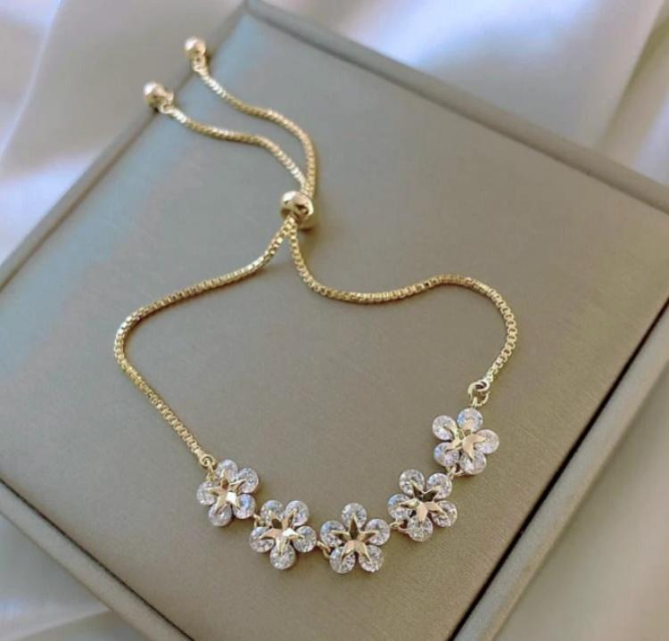 Gold Flower Charm Bracelet